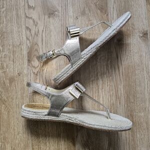 NEW🆕️ MICHAEL Michael Kors  "Meg Thong" Pale Gold Metallic Leather Espadrille